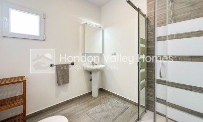 Herverkoop - 3. Semi - Detached Villa - Barbarroja