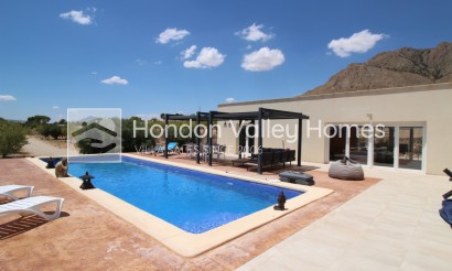 Herverkoop - Villa - Macisvenda