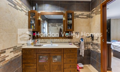 Herverkoop - Detached Villa - Montesinos - La Herrada