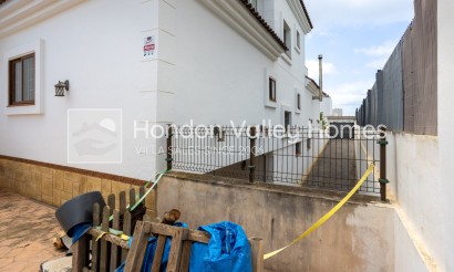 Herverkoop - Detached Villa - Montesinos - La Herrada