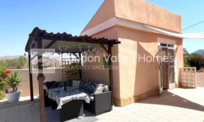 Herverkoop - Villa - Hondón de los Fráiles