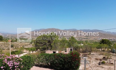 Herverkoop - Villa - Hondón de los Fráiles