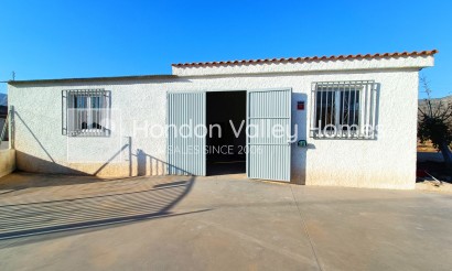 Herverkoop - Villa - Barbarroja