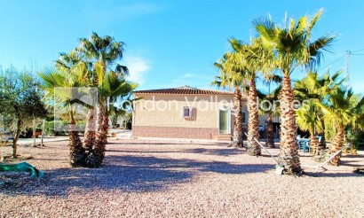 Resale - Villa - HONDON DE LOS FRAILES