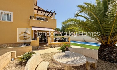 Wiederverkauf - Villa - Hondon De Las Nieves