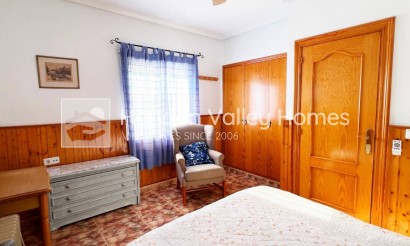 Resale - Villa - HONDON DE LOS FRAILES