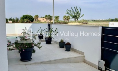 Resale - Villa - Daya Nueva