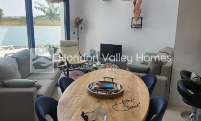 Resale - Villa - Daya Nueva