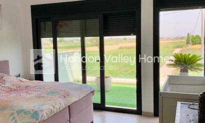 Resale - Villa - Daya Nueva