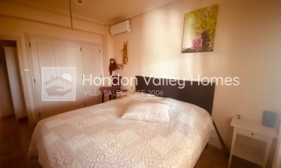 Resale - Villa - Albatera