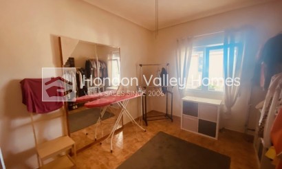 Resale - Villa - Albatera