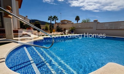 Herverkoop - Villa - Hondón de las Nieves