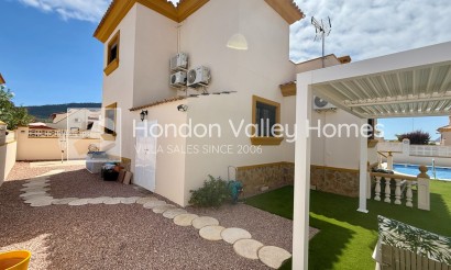 Herverkoop - Villa - Hondón de las Nieves