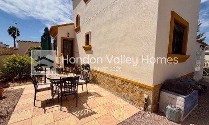 Herverkoop - Villa - Hondón de las Nieves