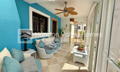 Herverkoop - Villa - Hondón de las Nieves