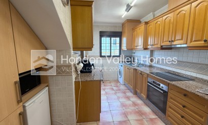 Herverkoop - Villa - Hondón de las Nieves