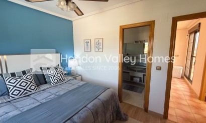 Herverkoop - Villa - Hondón de las Nieves