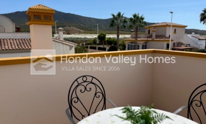 Herverkoop - Villa - Hondón de las Nieves