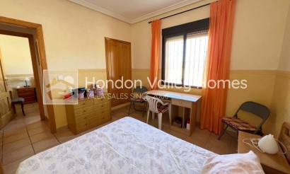 Revente - Ville - Aspe