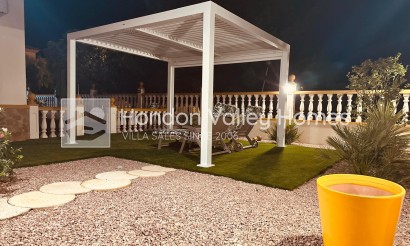 Herverkoop - Villa - Hondón de las Nieves