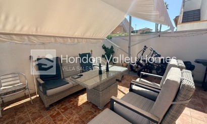 Herverkoop - Villa - Hondón de las Nieves