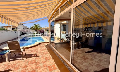 Herverkoop - Villa - Hondón de las Nieves