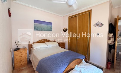 Herverkoop - Villa - Hondón de las Nieves