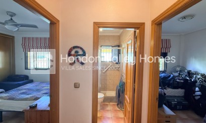 Herverkoop - Villa - Hondón de las Nieves