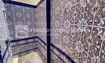 Herverkoop - Villa - Hondón de las Nieves