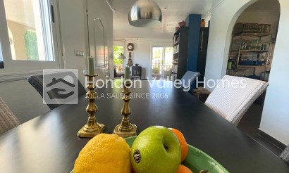 Herverkoop - Villa - Hondón de las Nieves