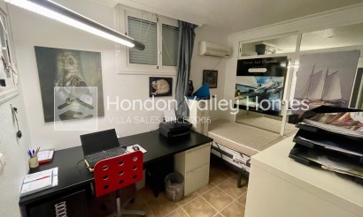 Herverkoop - Villa - Hondón de las Nieves