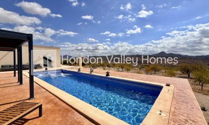 Herverkoop - Villa - Macisvenda