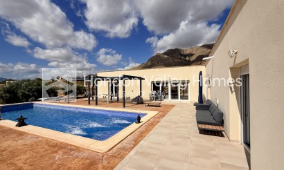 Herverkoop - Villa - Macisvenda