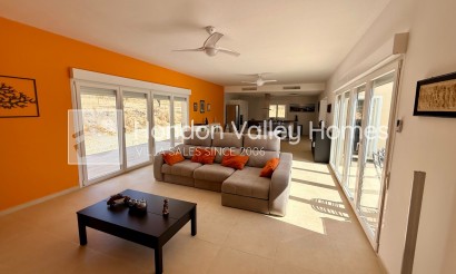 Herverkoop - Villa - Macisvenda