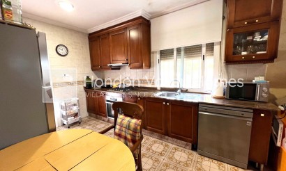 Revente - Ville - Aspe