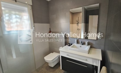 Reventa - Villa - Detached - La Romana