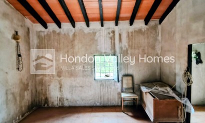 Herverkoop - Finca - La Romana