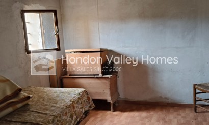 Herverkoop - Finca - La Romana