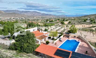 Herverkoop - Villa - Detached - Hondón de los Fráiles