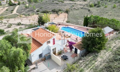 Herverkoop - Villa - Detached - Hondón de los Fráiles