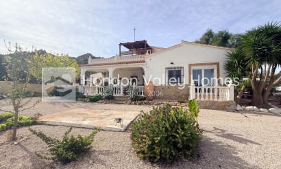 Herverkoop - Villa - Detached - Hondón de los Fráiles