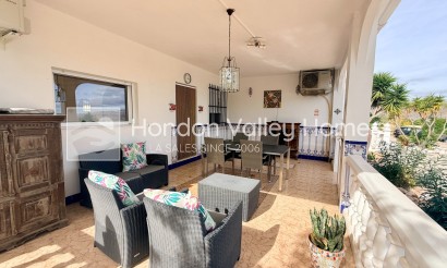 Herverkoop - Villa - Detached - Hondón de los Fráiles