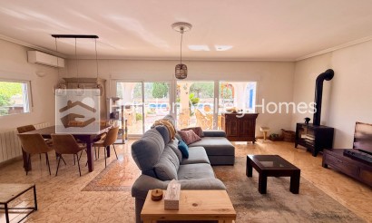 Herverkoop - Villa - Detached - Hondón de los Fráiles