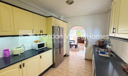 Herverkoop - Villa - Detached - Hondón de los Fráiles