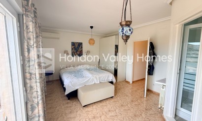 Herverkoop - Villa - Detached - Hondón de los Fráiles