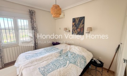 Herverkoop - Villa - Detached - Hondón de los Fráiles