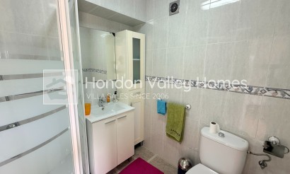 Herverkoop - Villa - Detached - Hondón de los Fráiles