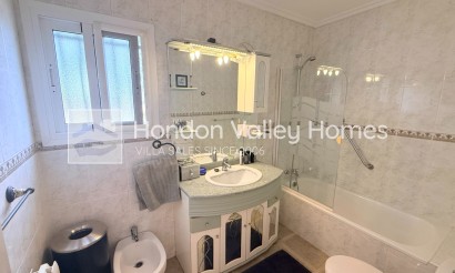 Herverkoop - Villa - Detached - Hondón de los Fráiles