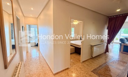 Herverkoop - Villa - Detached - Hondón de los Fráiles