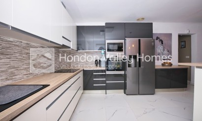 Herverkoop - Villa - Macisvenda